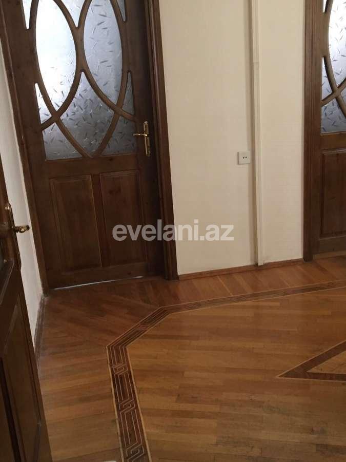 Satılır, köhnə tikili, 3 otaqlı, 125 m², Sahil m.