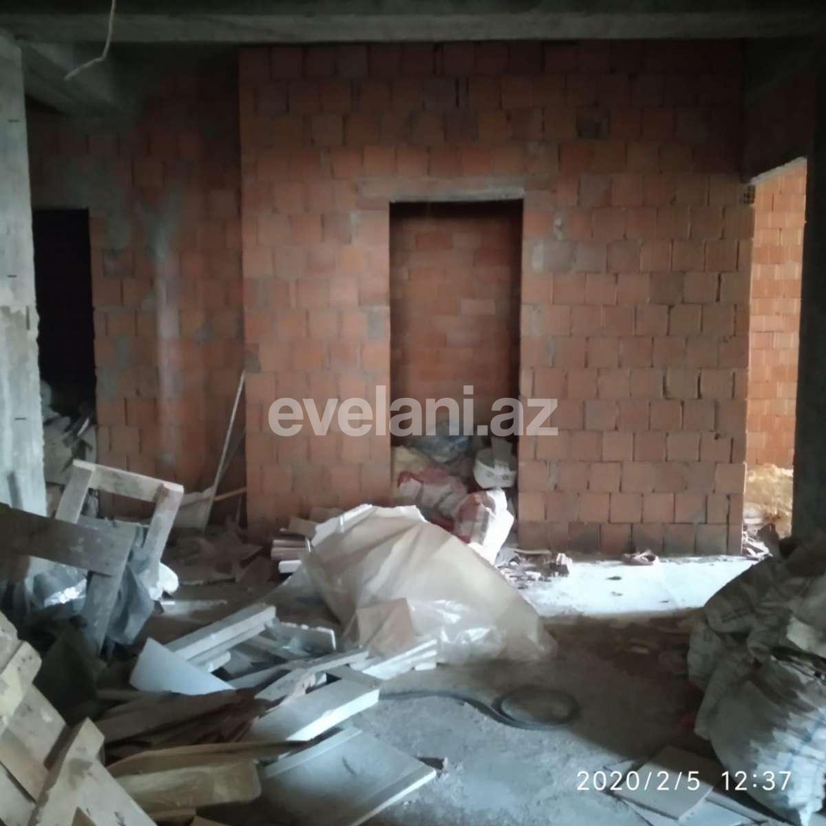 Satılır, yeni tikili, 3 otaqlı, 134 m², İnşaatçılar m.