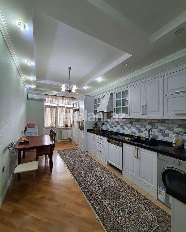 Satılır, yeni tikili, 4 otaqlı, 165 m², Şah İsmayıl Xətai m.