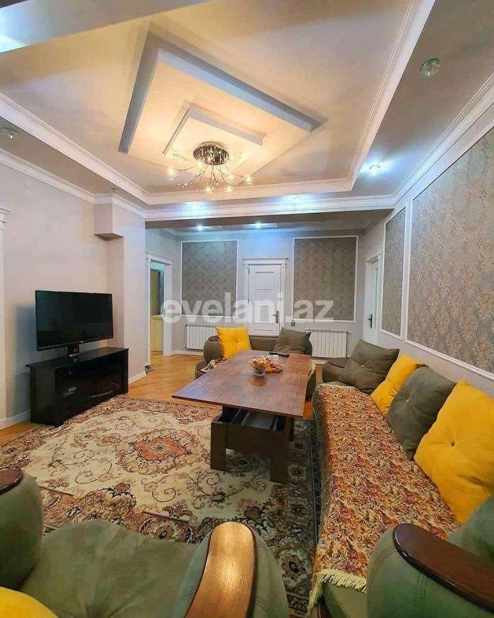 Satılır, yeni tikili, 4 otaqlı, 165 m², Şah İsmayıl Xətai m.