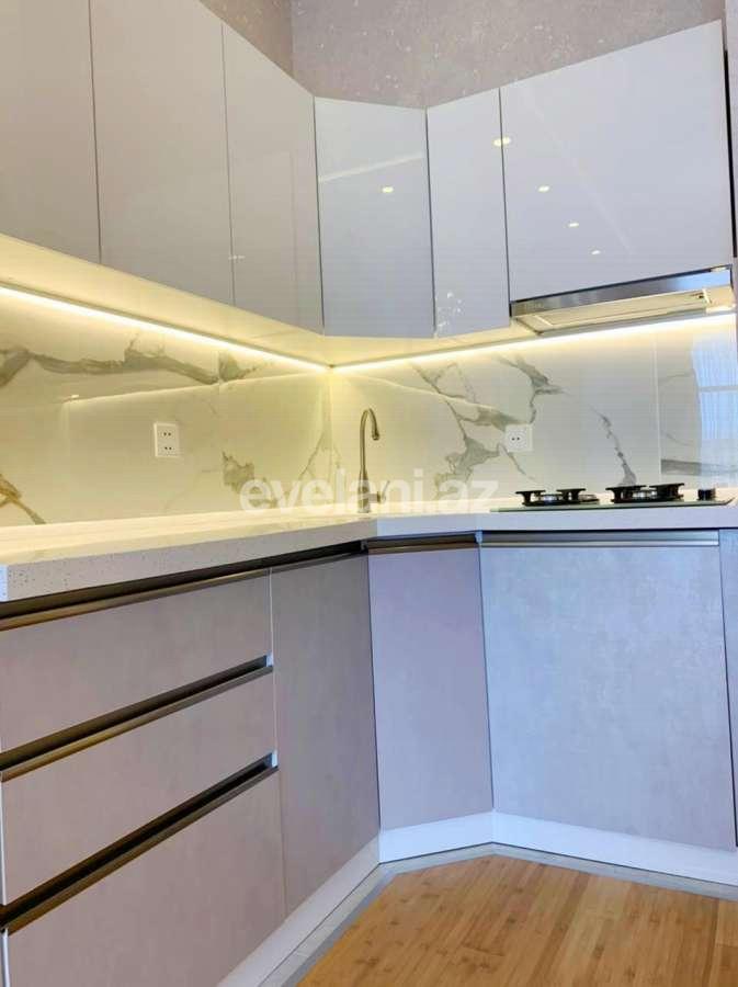 Satılır, yeni tikili, 2 otaqlı, 69 m², Xətai r.