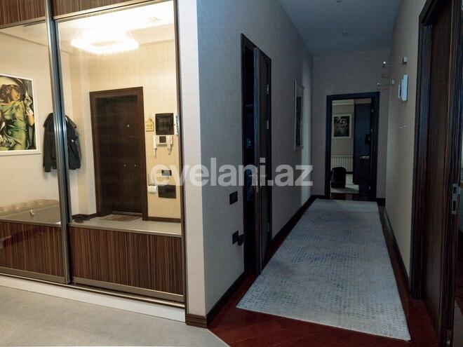 Satılır, yeni tikili, 4 otaqlı, 202 m², 28 may m.