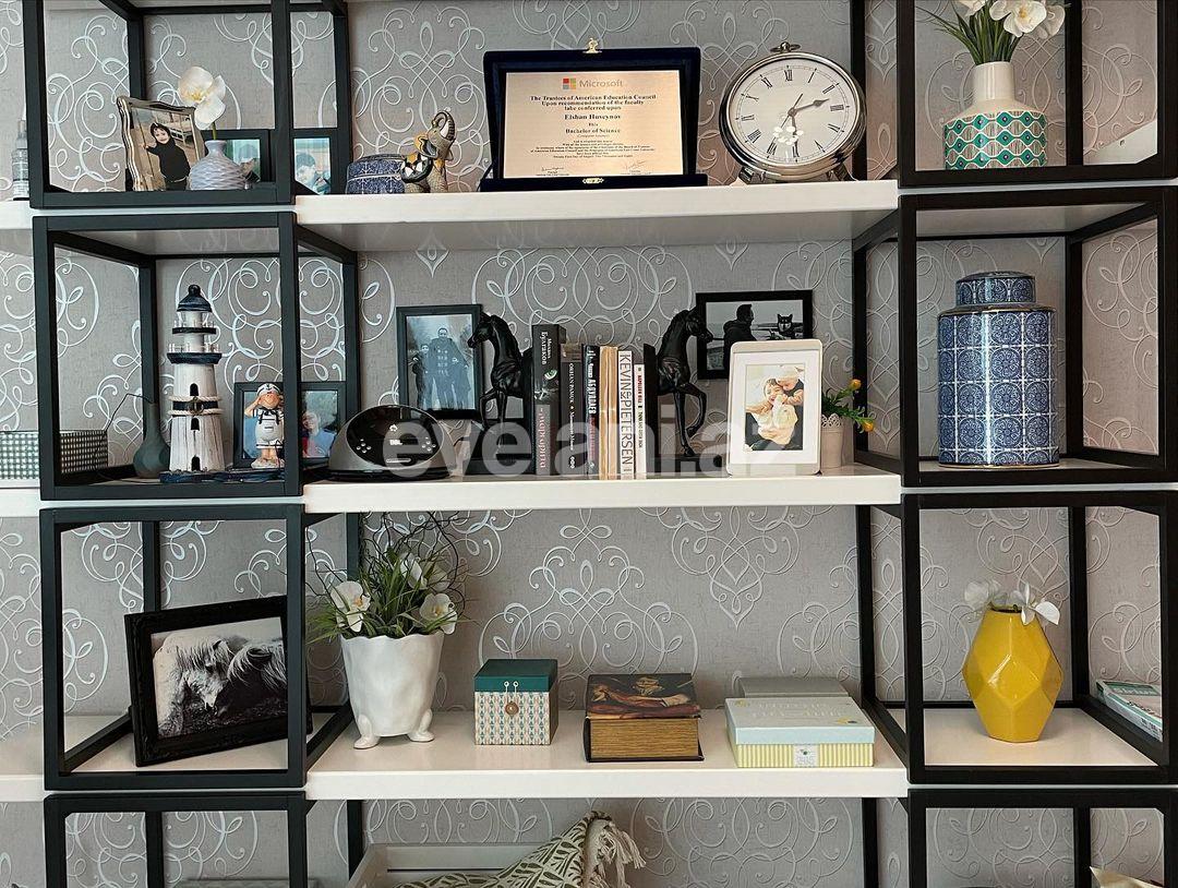 Satılır, yeni tikili, 4 otaqlı, 202 m², 28 may m.