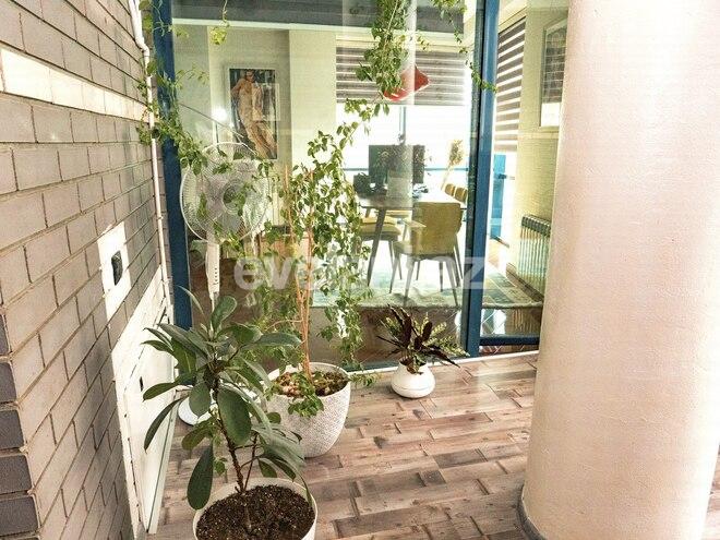 Satılır, yeni tikili, 4 otaqlı, 202 m², 28 may m.