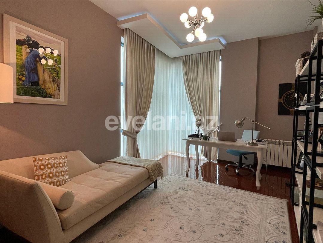 Satılır, yeni tikili, 4 otaqlı, 202 m², 28 may m.