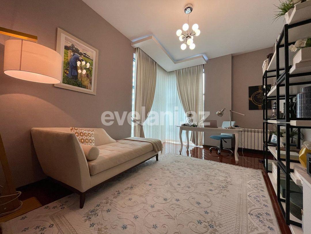 Satılır, yeni tikili, 4 otaqlı, 202 m², 28 may m.
