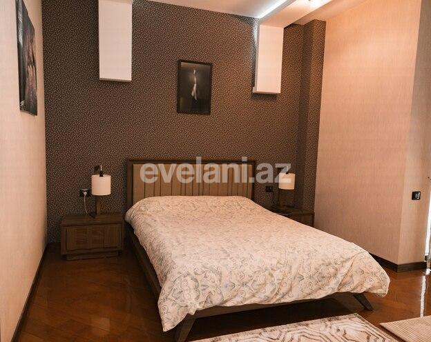 Satılır, yeni tikili, 4 otaqlı, 202 m², 28 may m.