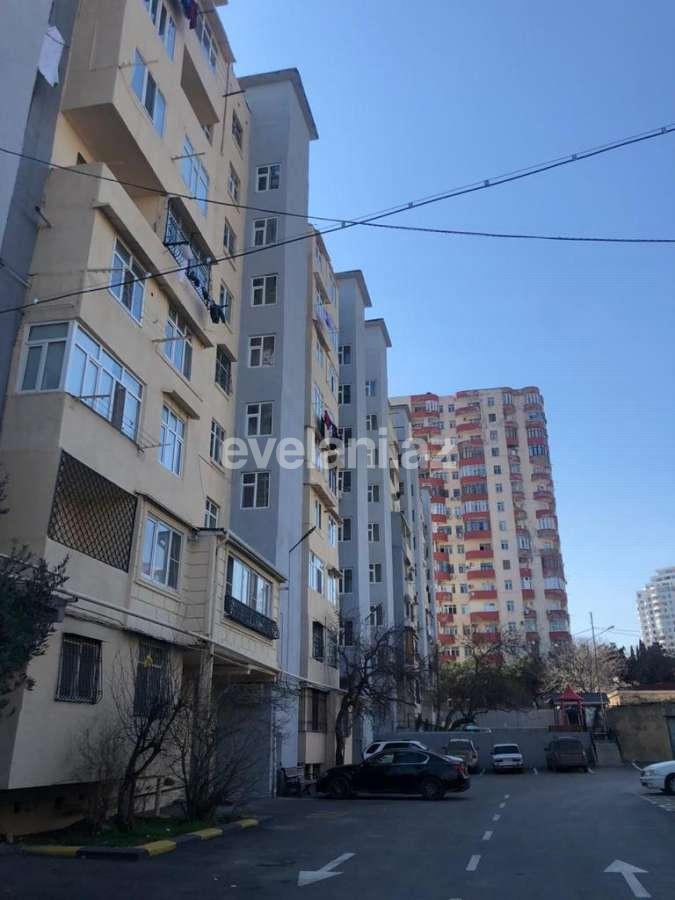 Satılır, köhnə tikili, 4 otaqlı, 85 m², 8 Noyabr m.