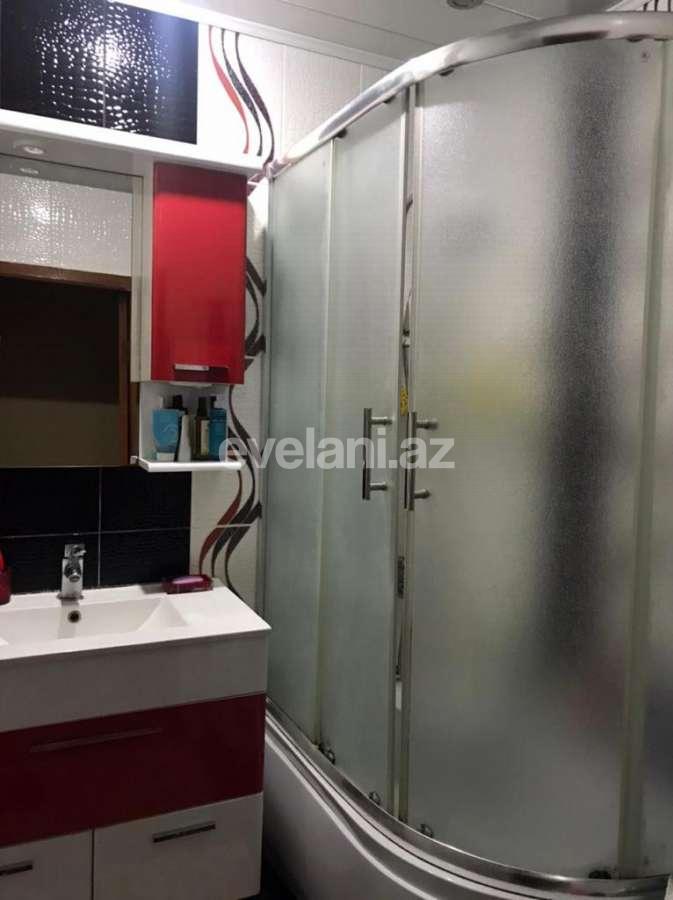 Satılır, köhnə tikili, 4 otaqlı, 85 m², 8 Noyabr m.