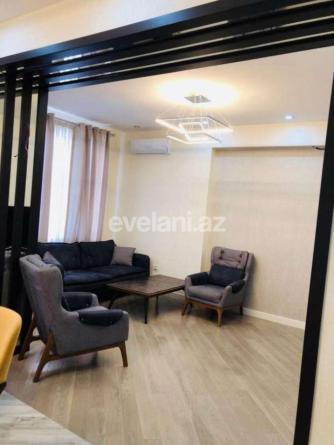 Продаётся, новостройка, 3-комнаты, 120 m², Элмляр Академиясы m.