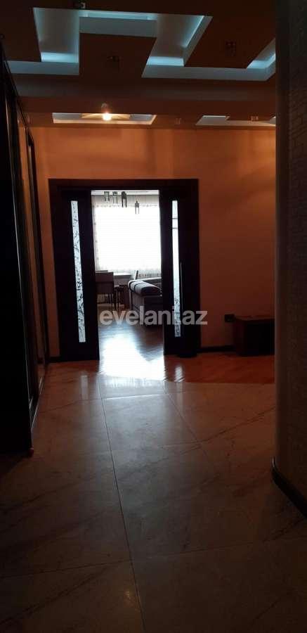 Satılır, yeni tikili, 4 otaqlı, 205 m², Azadlıq prospekti m.