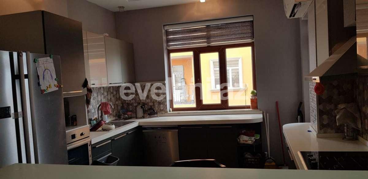 Satılır, yeni tikili, 4 otaqlı, 205 m², Azadlıq prospekti m.