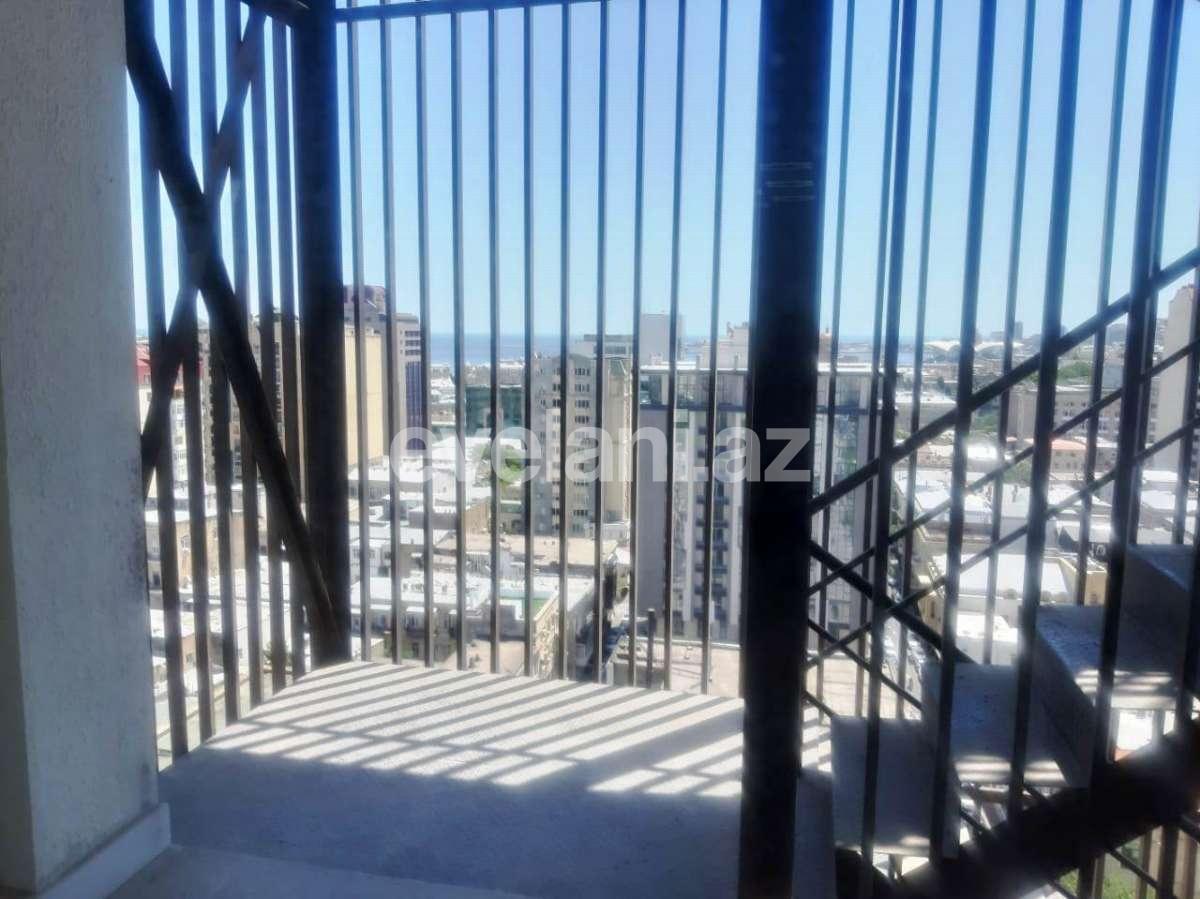 Satılır, yeni tikili, 3 otaqlı, 186 m², Sahil m.