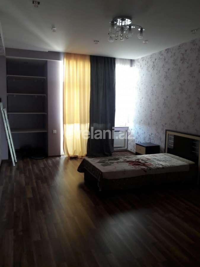 Rent, new building, 3 room, 145 m², 8 November m.