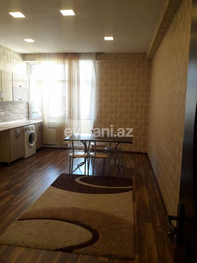 Rent, new building, 3 room, 145 m², 8 November m.