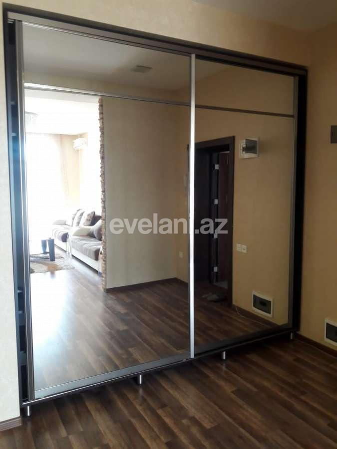 Rent, new building, 3 room, 145 m², 8 November m.
