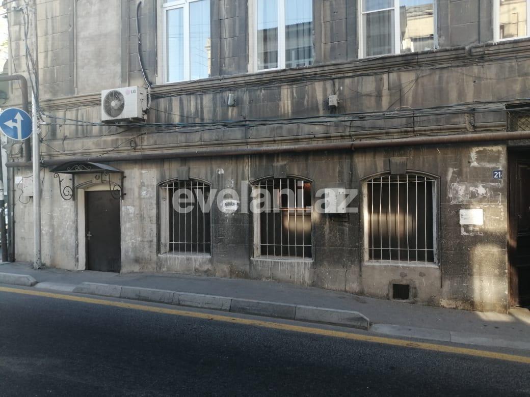 Satılır, köhnə tikili, 2 otaqlı, 52 m², İçəri Şəhər m.