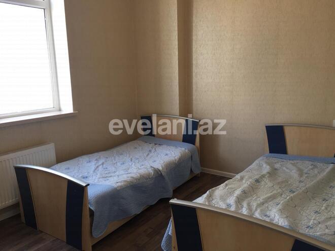 Kirayə verilir, köhnə tikili, 2 otaqlı, 70 m², İnşaatçılar m.