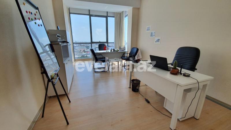 Kirayə verilir, ofis, 1 otaqlı, 22 m², Koroğlu m.