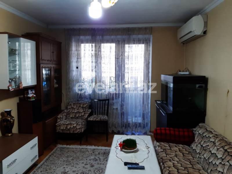 Satılır, köhnə tikili, 3 otaqlı, 70 m², Elmlər Akademiyası m.