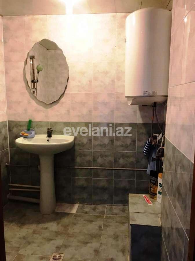 Sale, old building, 3 room, 70 m², Azadlig prospekti m.