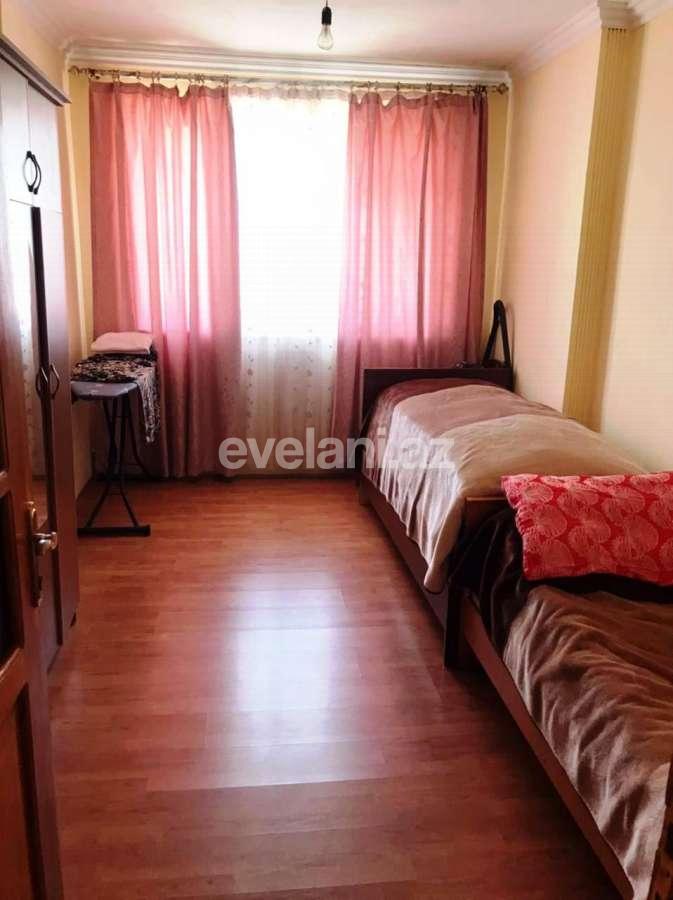 Sale, old building, 3 room, 70 m², Azadlig prospekti m.