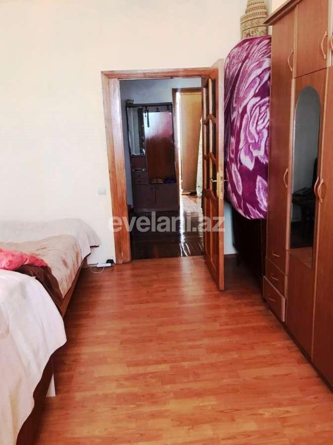 Sale, old building, 3 room, 70 m², Azadlig prospekti m.