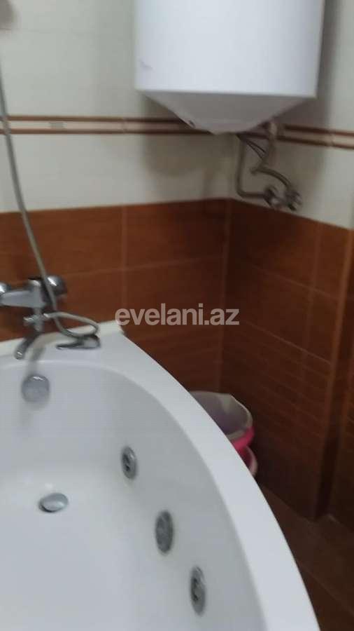 Rent, old building, 3 room, 80 m², 28 may m.