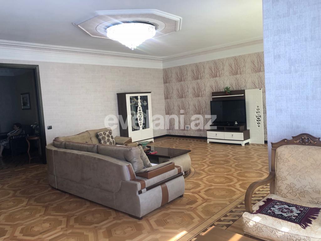 Satılır, yeni tikili, 4 otaqlı, 220 m², 28 may m.