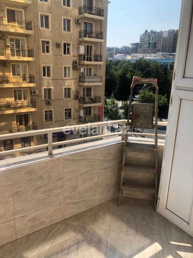 Satılır, yeni tikili, 4 otaqlı, 220 m², 28 may m.