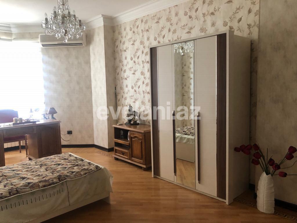 Satılır, yeni tikili, 4 otaqlı, 220 m², 28 may m.