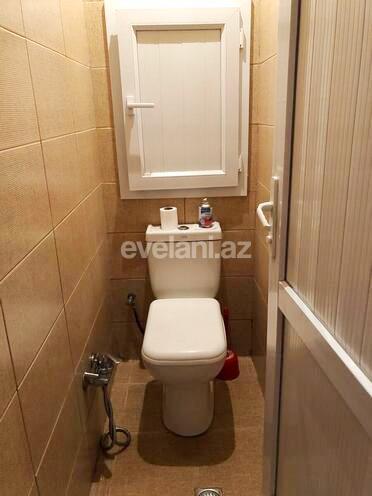 Sale, old building, 3 room, 100 m², Narimanov r.