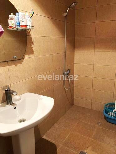 Sale, old building, 3 room, 100 m², Narimanov r.