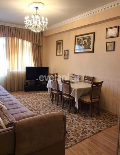 Kirayə verilir, yeni tikili, 2 otaqlı, 70 m², Xətai r.