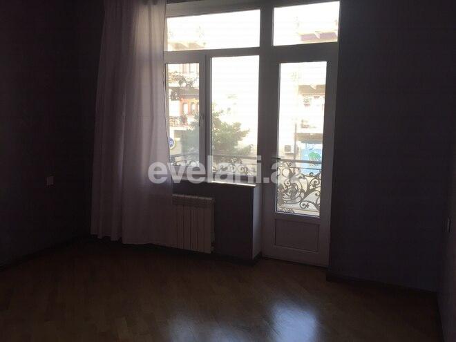 Kirayə verilir, köhnə tikili, 3 otaqlı, 70 m², Xətai r.