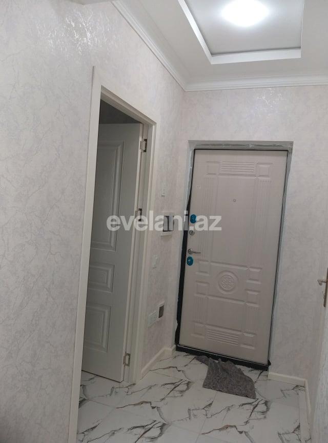 Satılır, yeni tikili, 2 otaqlı, 60 m², İnşaatçılar m.
