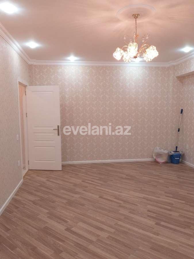 Satılır, yeni tikili, 2 otaqlı, 60 m², İnşaatçılar m.