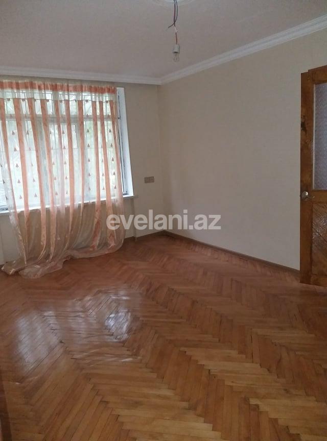 Sale, old building, 2 room, 50 m², Elmlar Akademiyası m.