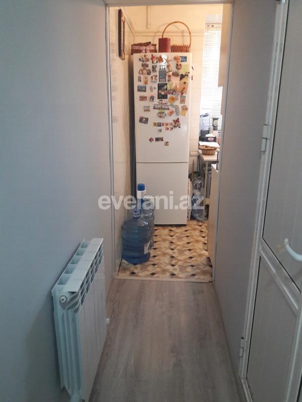 Satılır, köhnə tikili, 2 otaqlı, 48 m², Elmlər Akademiyası m.