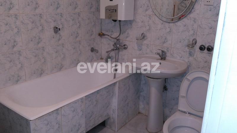 Rent, old building, 3 room, 70 m², Elmlar Akademiyası m.