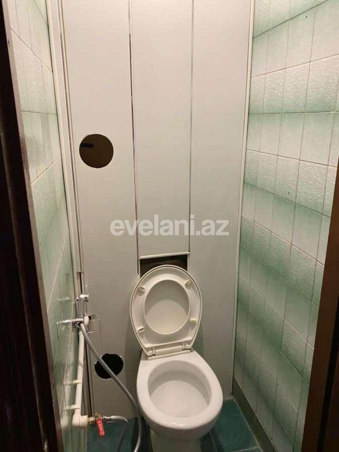 Rent, old building, 3 room, 70 m², Elmlar Akademiyası m.