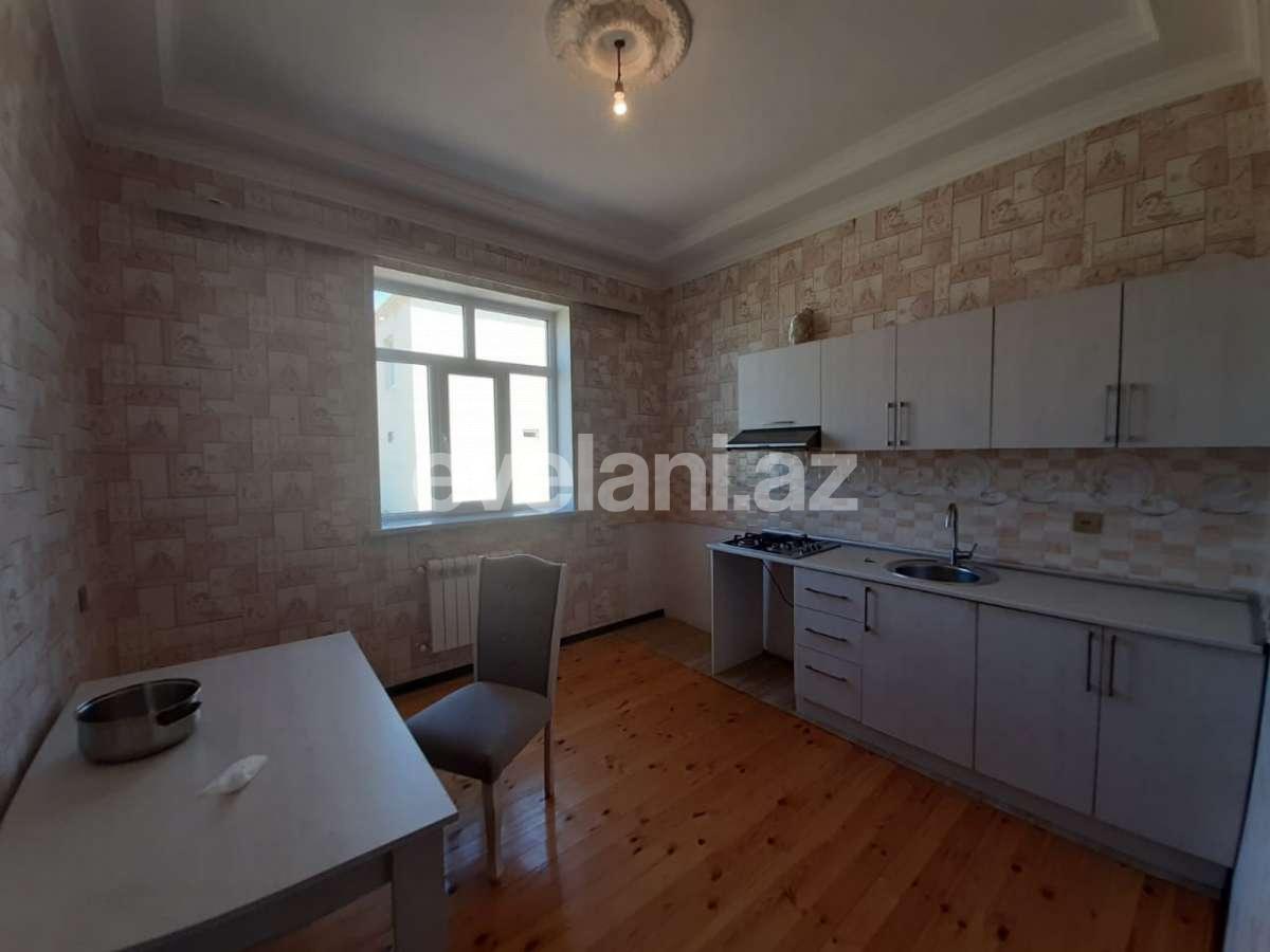 Kirayə verilir, villa, 6 otaqlı, 200 m², Biləcəri q.