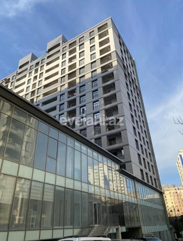Satılır, yeni tikili, 2 otaqlı, 80 m², 28 may m.