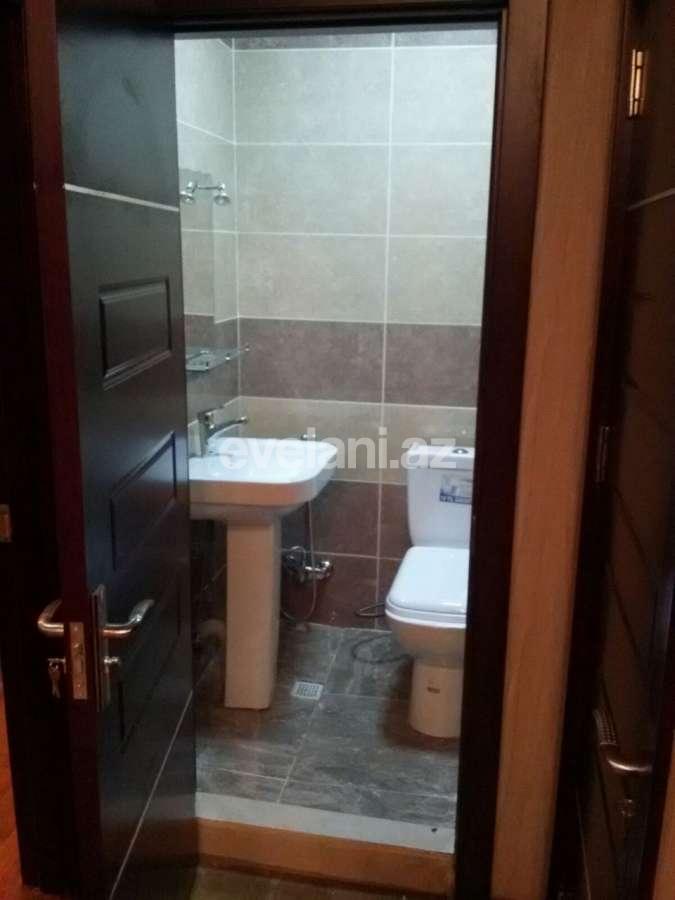 Satılır, yeni tikili, 3 otaqlı, 135 m², İnşaatçılar m.