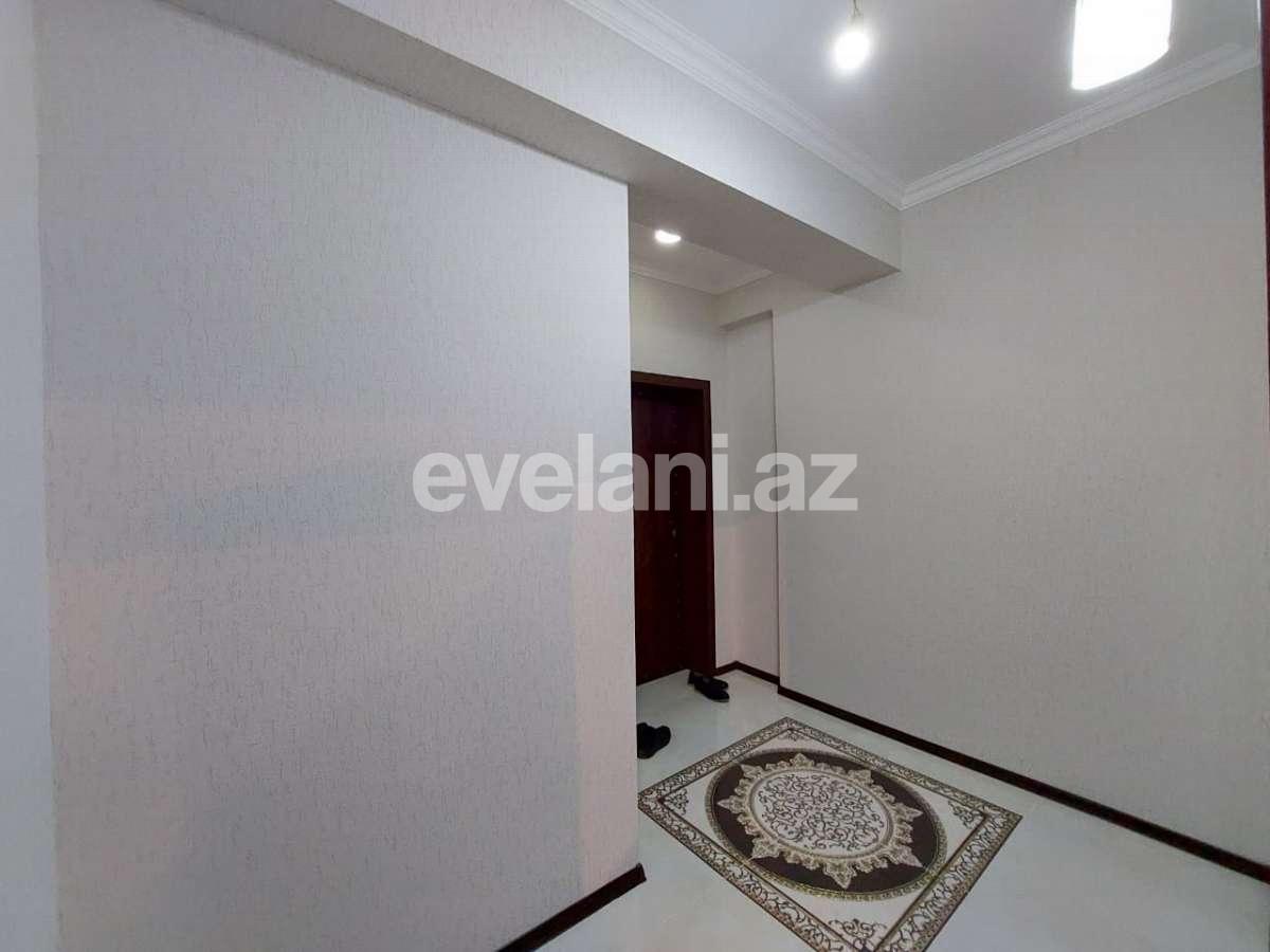 Satılır, yeni tikili, 2 otaqlı, 60 m², İnşaatçılar m.