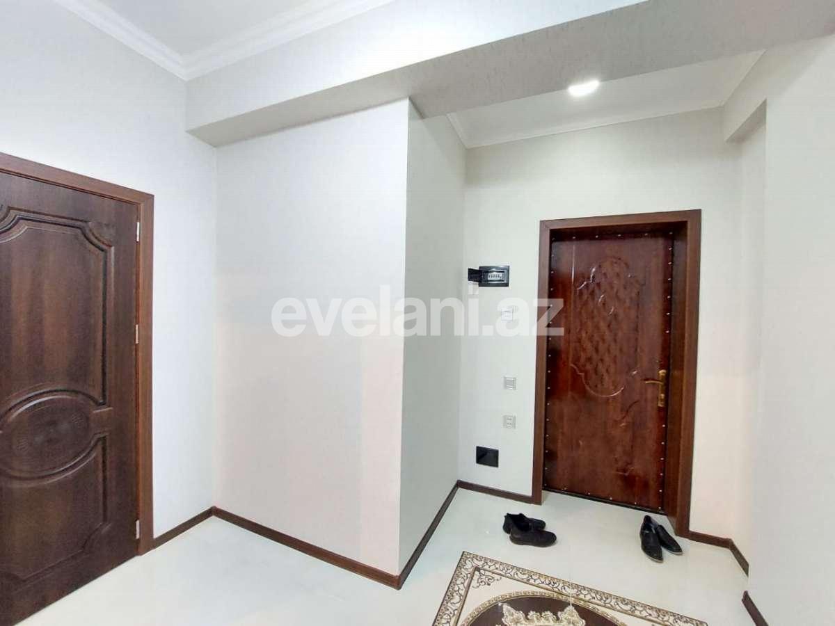 Satılır, yeni tikili, 2 otaqlı, 60 m², İnşaatçılar m.