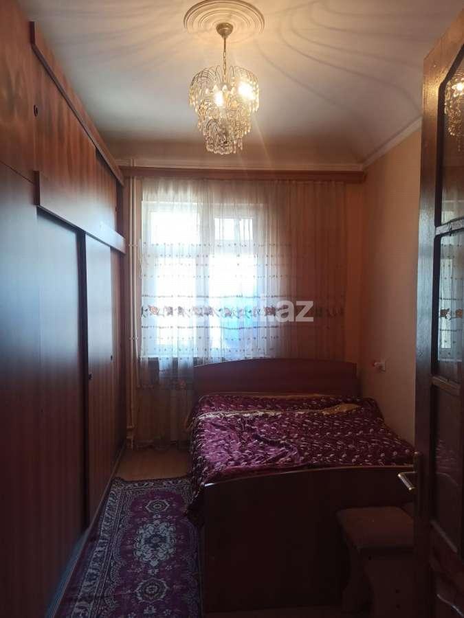 Kirayə verilir, köhnə tikili, 2 otaqlı, 40 m², Elmlər Akademiyası m.