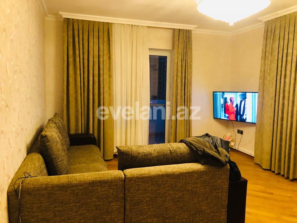 Kirayə verilir, yeni tikili, 2 otaqlı, 80 m², Elmlər Akademiyası m.