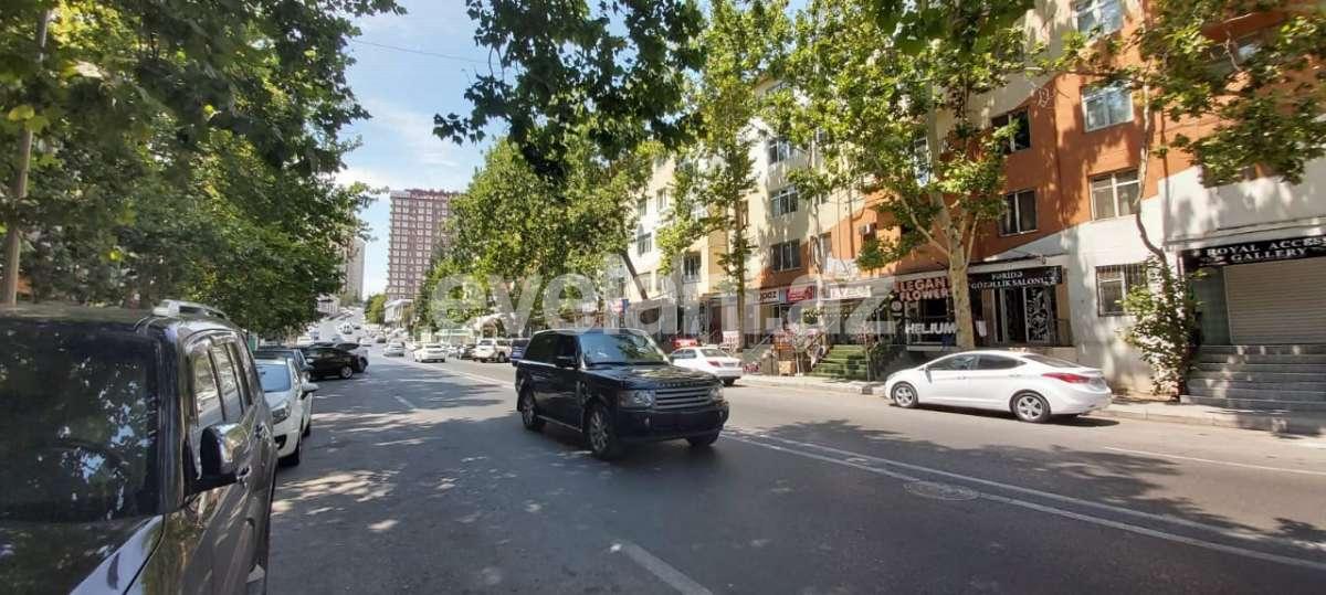 Satılır, obyekt, 130 m², 4-cü mikrorayon q.