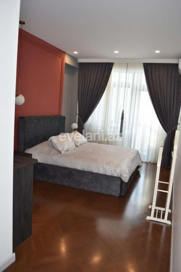 Satılır, yeni tikili, 3 otaqlı, 120 m², 28 may m.